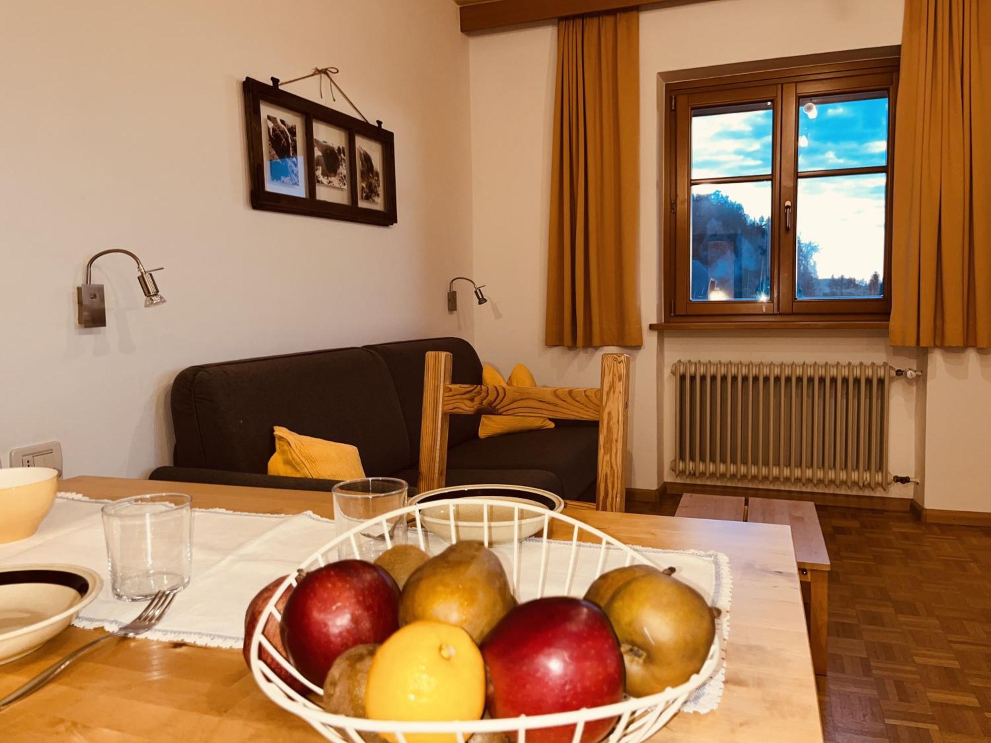 Residence Zirmer Wohnung Erde Kastelruth Buitenkant foto